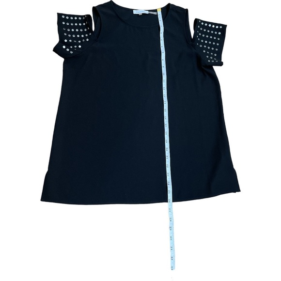 🐇 CALVIN KLIEN black silver studded cold shoulder top size medium - Picture 3 of 6